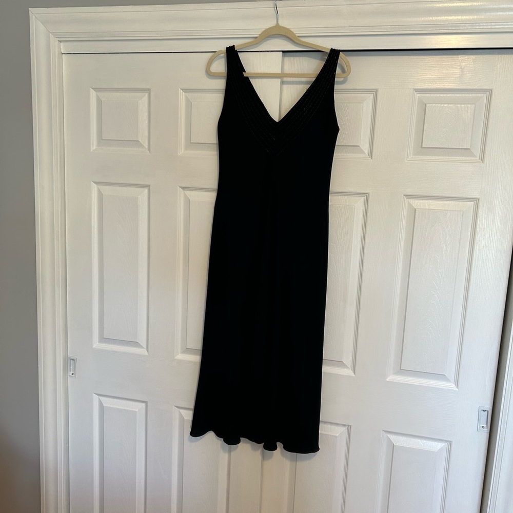 Elegant Jones New York Black Dress with Black Dash & Dot Sequins.